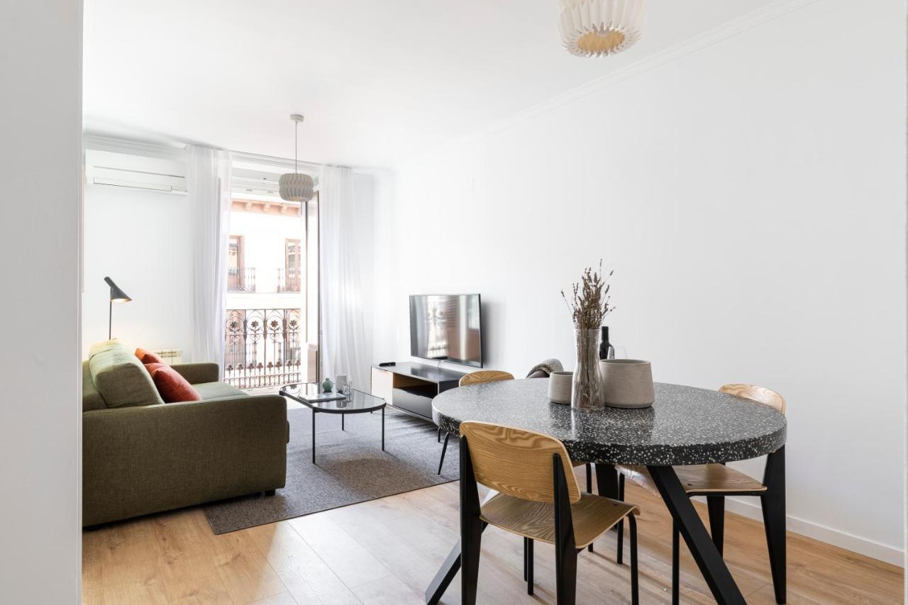 Aspasios Calle Mayor Apartments Мадрид Номер фото